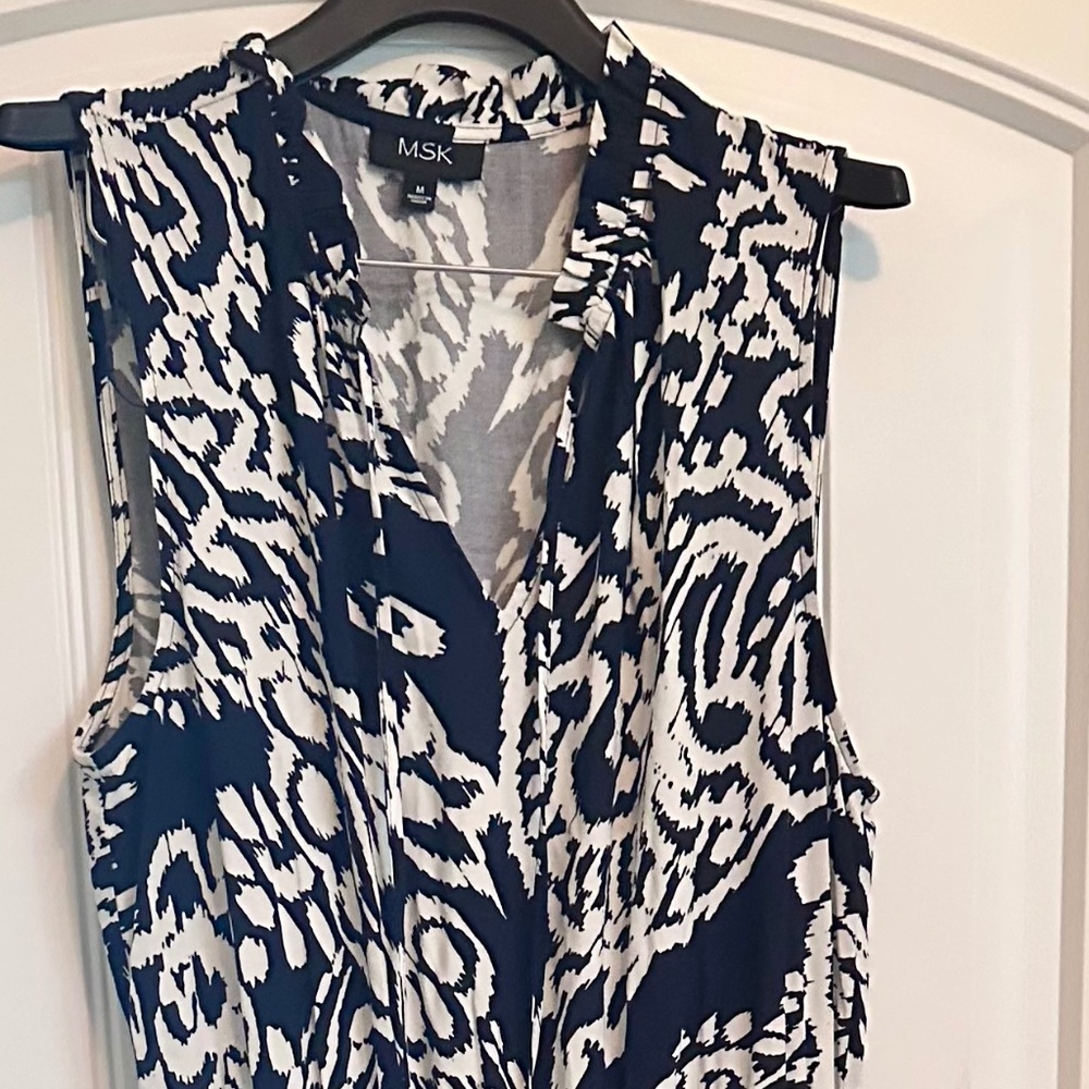 MSK Women's Sleeveless Printed Smocked-Waist Tiered Maxi Dress Navy White L - Picture 5 of 12
